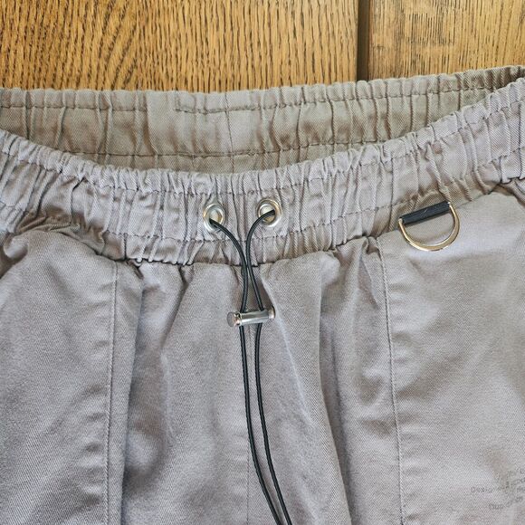 Boohoo Light Gray Cargo Joggers - Picture 10 of 10